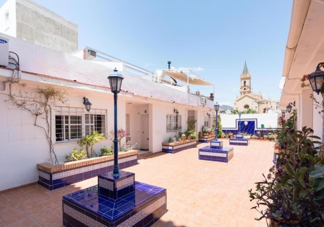 Supreme City Centre & Parking Malaga Bagian luar foto