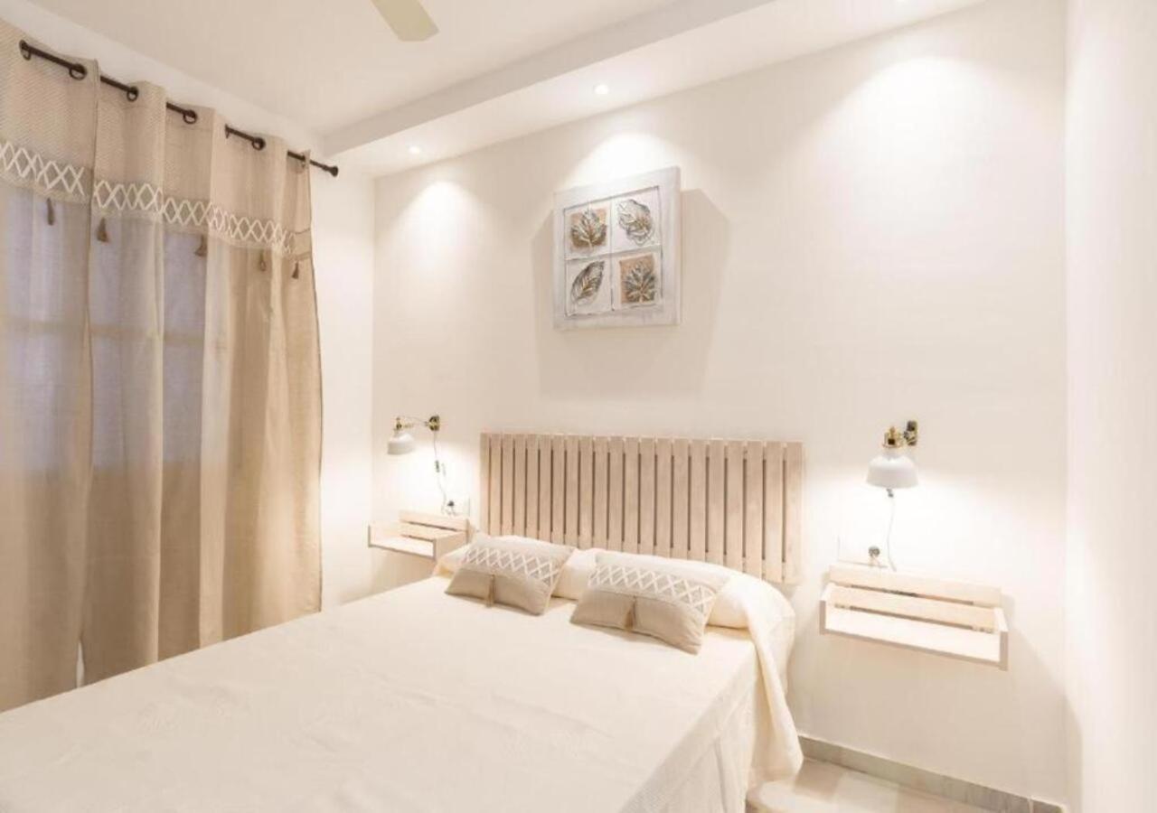 Supreme City Centre & Parking Malaga Bagian luar foto